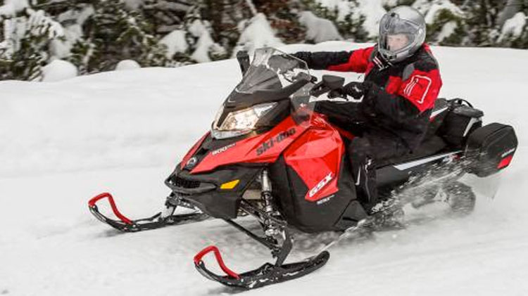 Maple Leaf Snow Skimmers working to reopen trails
