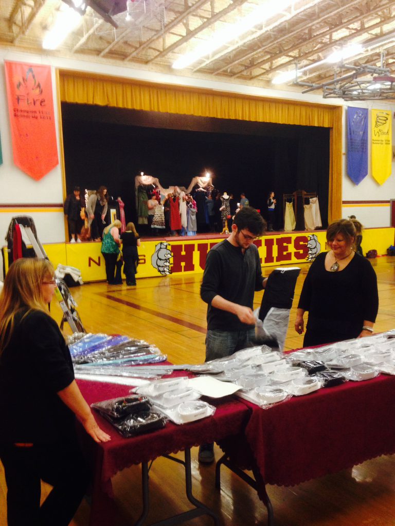 Formal wear to be given to local students during annual Prom Project