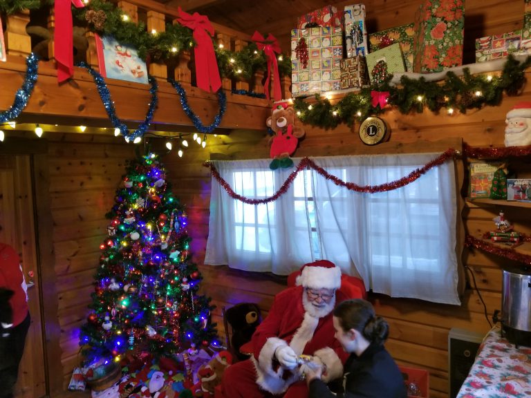 Groups can apply to be in Santa Claus parade