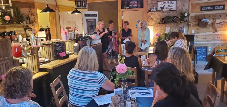 100+ women who care