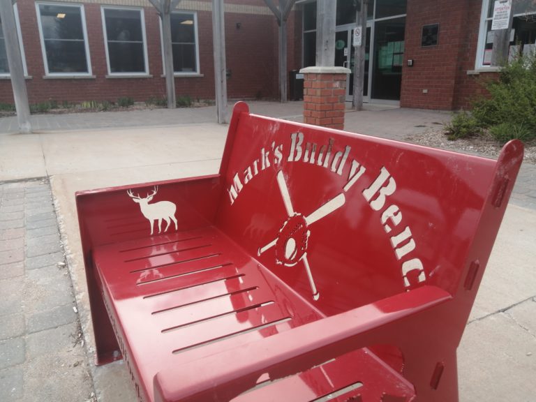 Baseball for Dad expands, installs new “Buddy Bench” in Maynooth