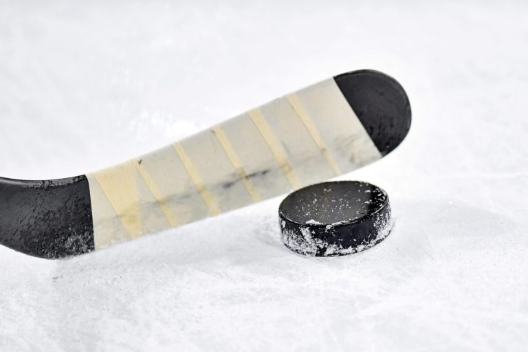 Extra ice time and New Years ‘shinny’ in Barrys Bay
