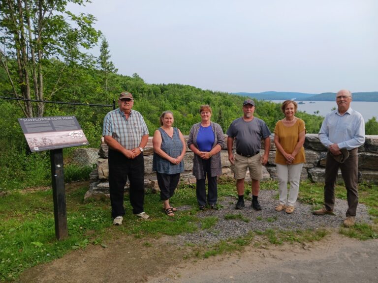 Federal grant beautifies Kamaniskeg Lake Lookout Park.  