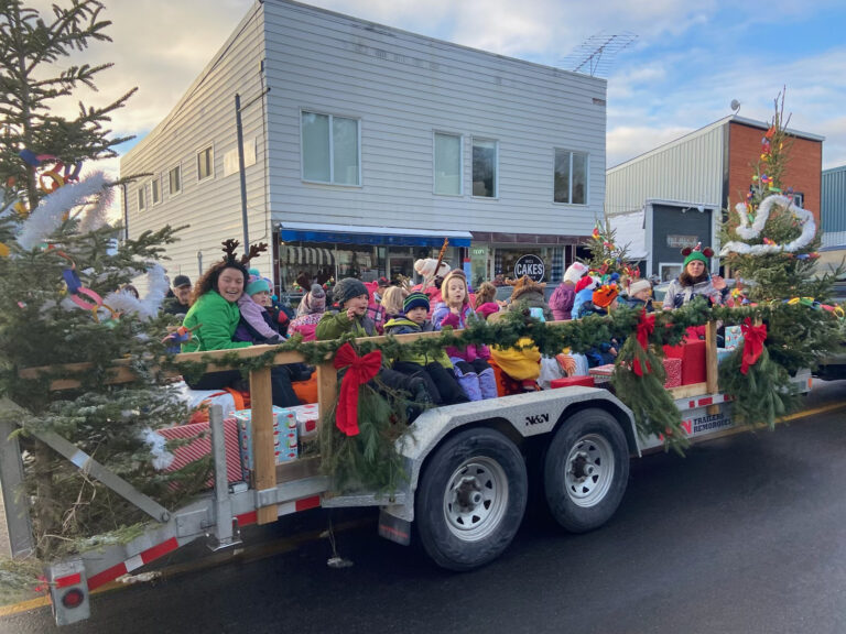 Bancroft Santa Claus Parade winners announced  