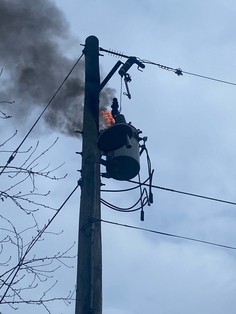 “We’ve never seen that before” Hydro pole transformer explodes at Palmer Rapids residence early Sunday