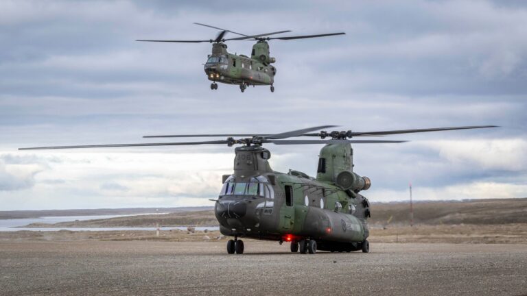 Chinooks will be seen in parts of Ontario in weekend military training exercise