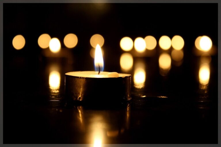 ‘The magic of joining voices’: Music and candelight at tonight’s Taize service in Maynooth 