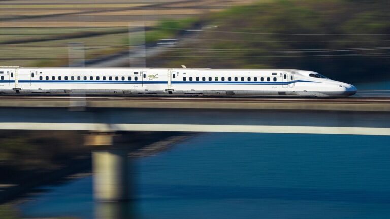 High-speed rail between Toronto-Quebec City will stop in Peterborough 