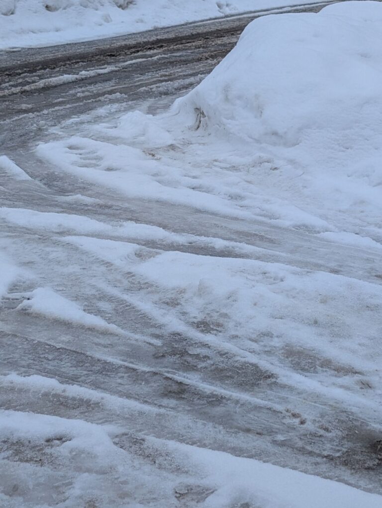 ‘Watch out for lots of water on the roads’ area OPP 