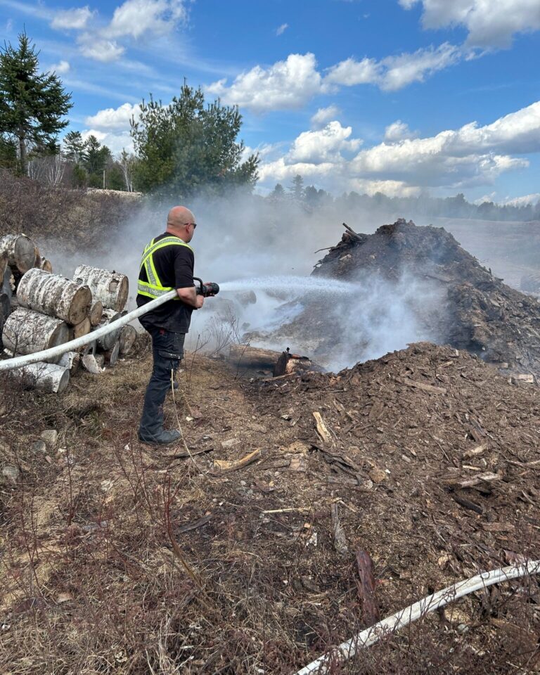 MV Fire Department responds to grass fire 